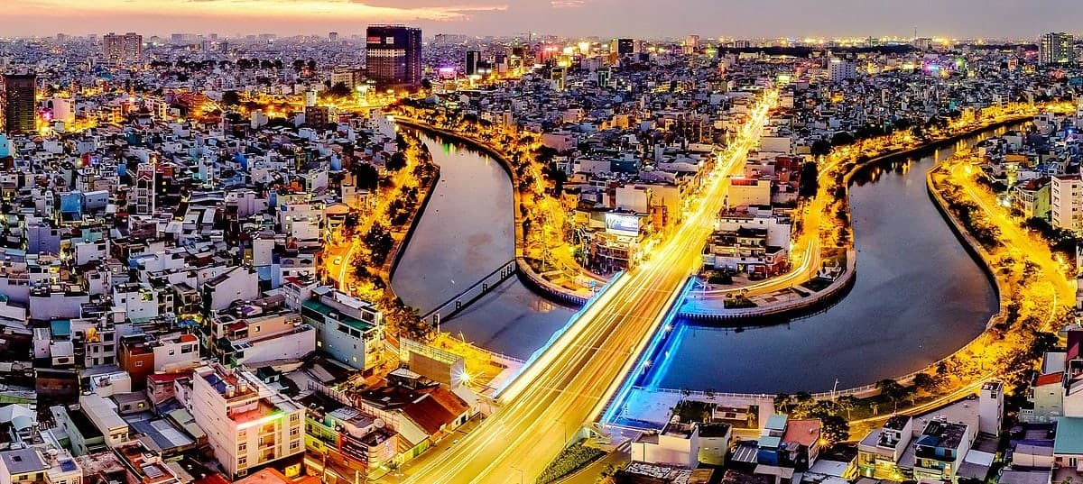 Vietnam Express - Hanoi to Ho Chi Minh image 6