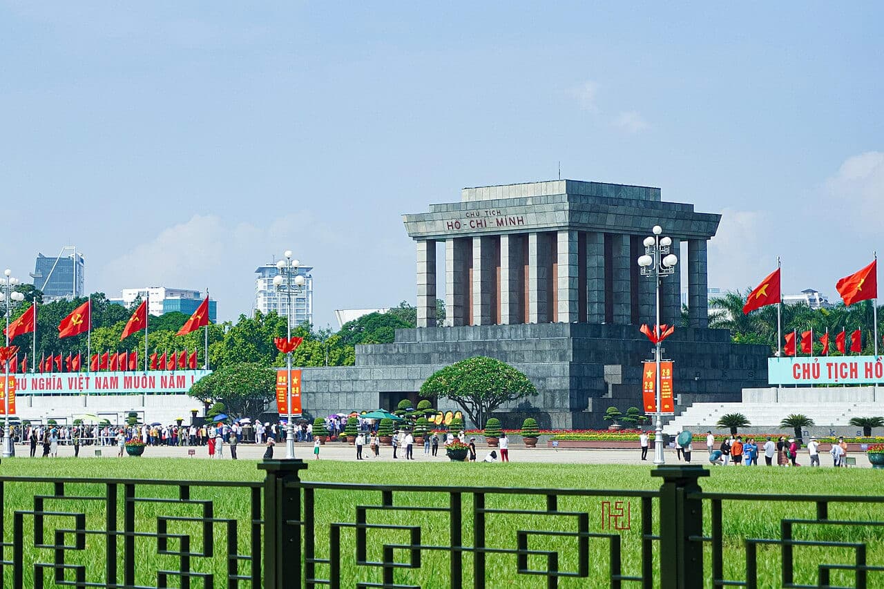 Vietnam Express - Hanoi to Ho Chi Minh